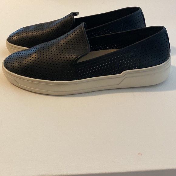 Via Spiga Woman’s Size 6 Tennis Shoe - Picture 2 of 6